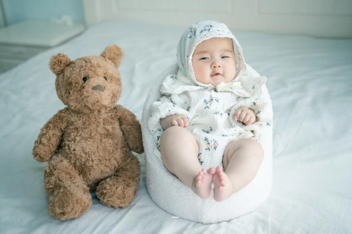 分宜宝宝挠耳朵是怎么回事 分宜宝宝挠耳朵是怎么回事